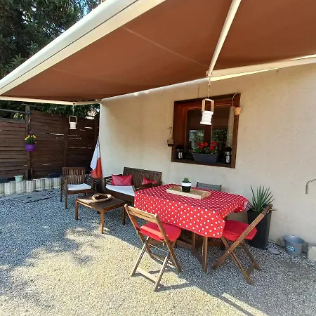 Avec Terrasse Et Parking Prive *