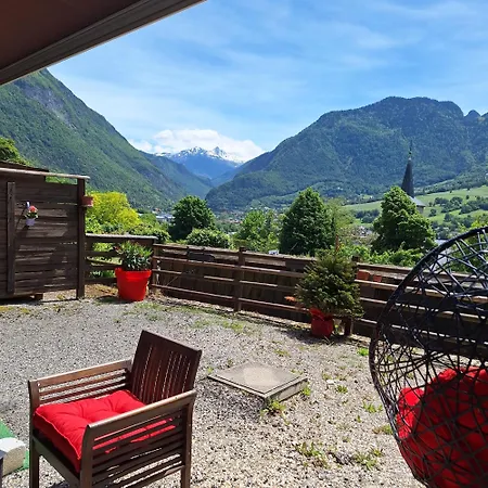 Apartment Avec Terrasse Et Parking Prive